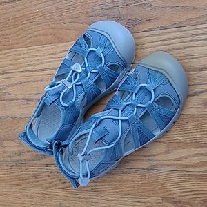 Keen Hiking Sandal US women 8